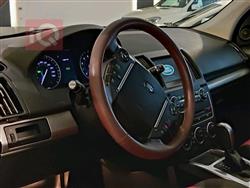 لاند روفر LR2